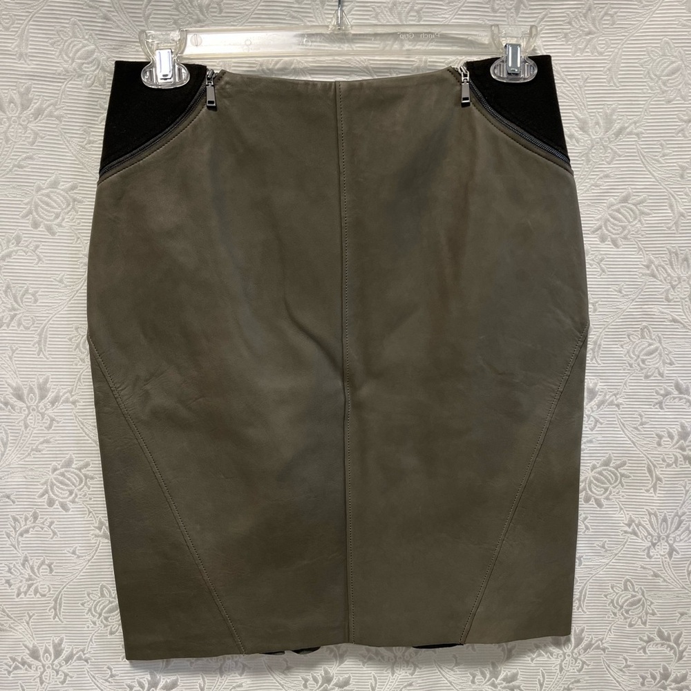 NWT Elie Tahari Lamb Leather Skirt 8
